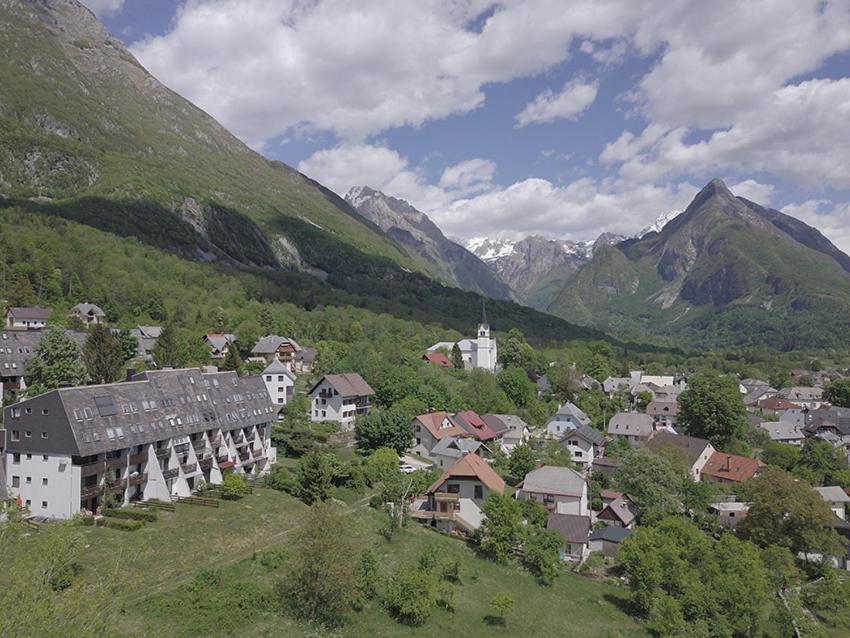 Apartment Soca Valley Bovec Eksteriør billede